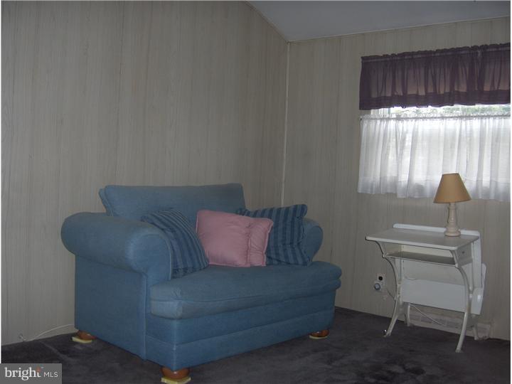 209 Green Ridge Road Voorhees, NJ 08043 - Photo 14 of 19