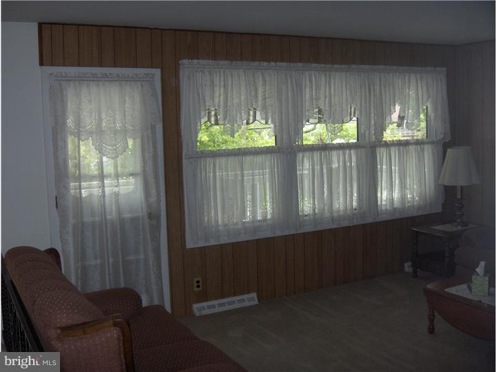 209 Green Ridge Road Voorhees, NJ 08043 - Photo 4 of 19