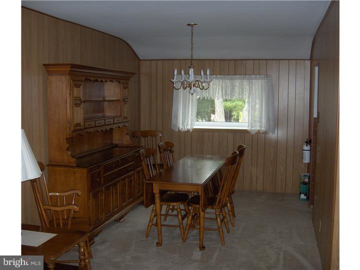 209 Green Ridge Road Voorhees, NJ 08043 - Photo 8 of 19