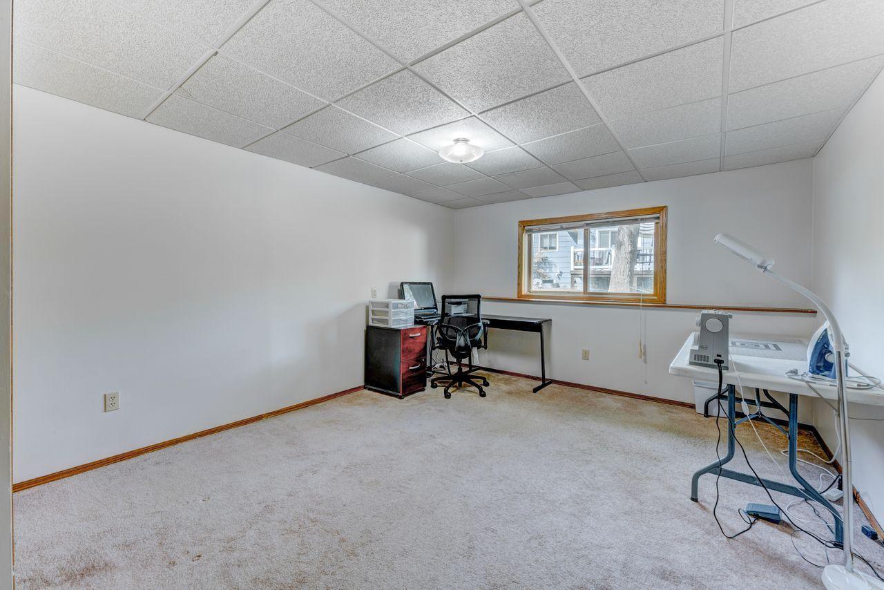2265 Van Sloun Road Chaska, MN 55318 - Photo 17 of 21 Gallery Image 17