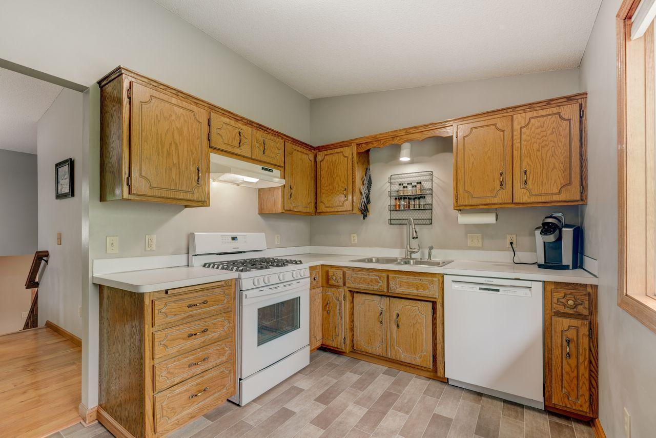 2265 Van Sloun Road Chaska, MN 55318 - Photo 6 of 21 Gallery Image 6