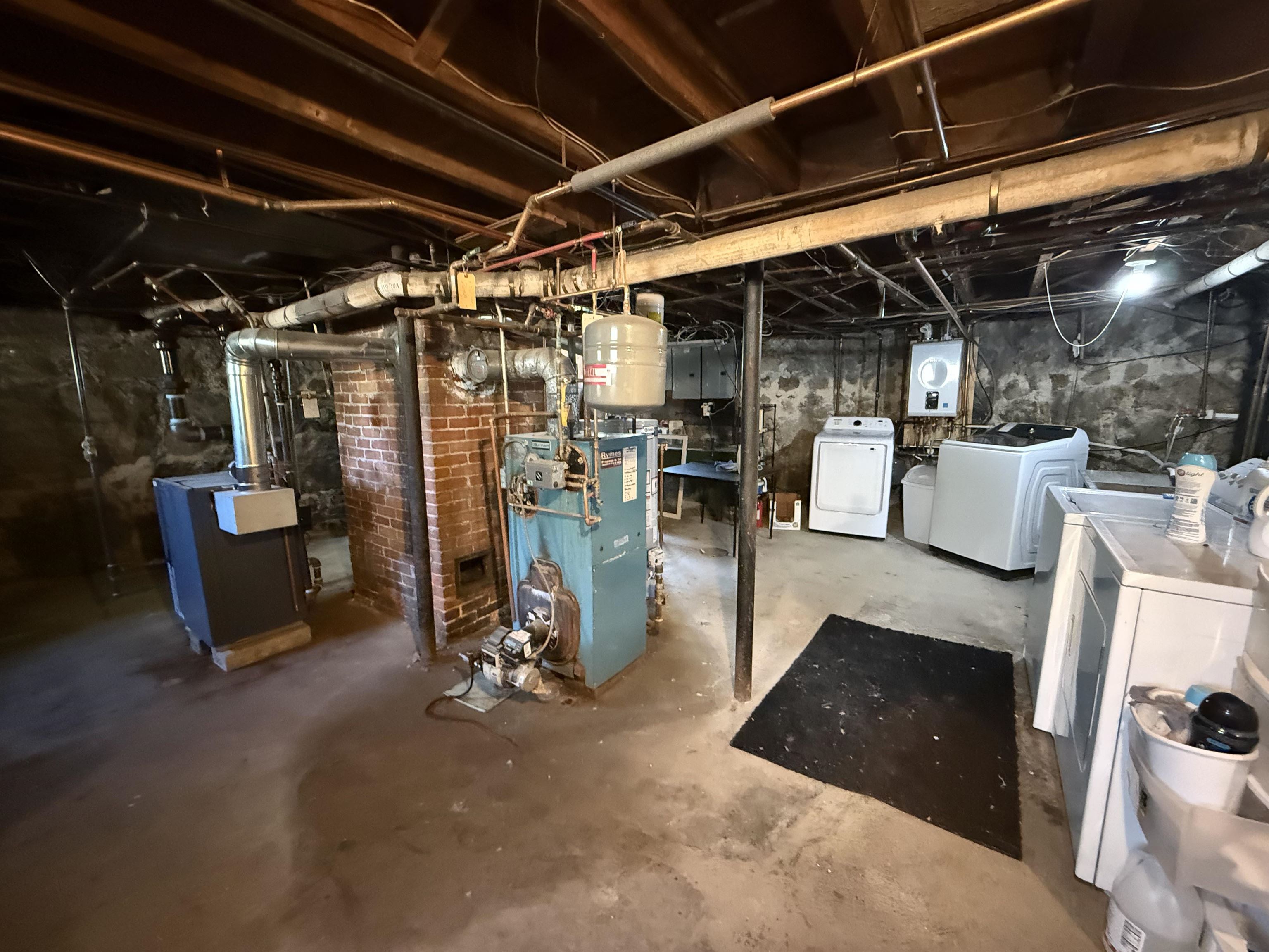 190 Ray Street Manchester, NH 03104 - Photo 38 of 45 Gallery Image 38