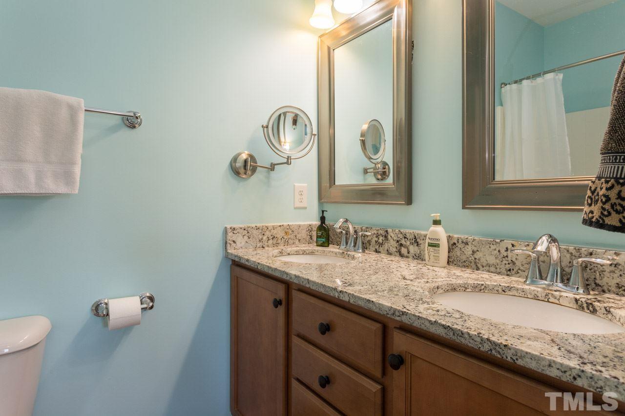 1429 Crafton Way Raleigh, NC 27607 - Photo 17 of 30