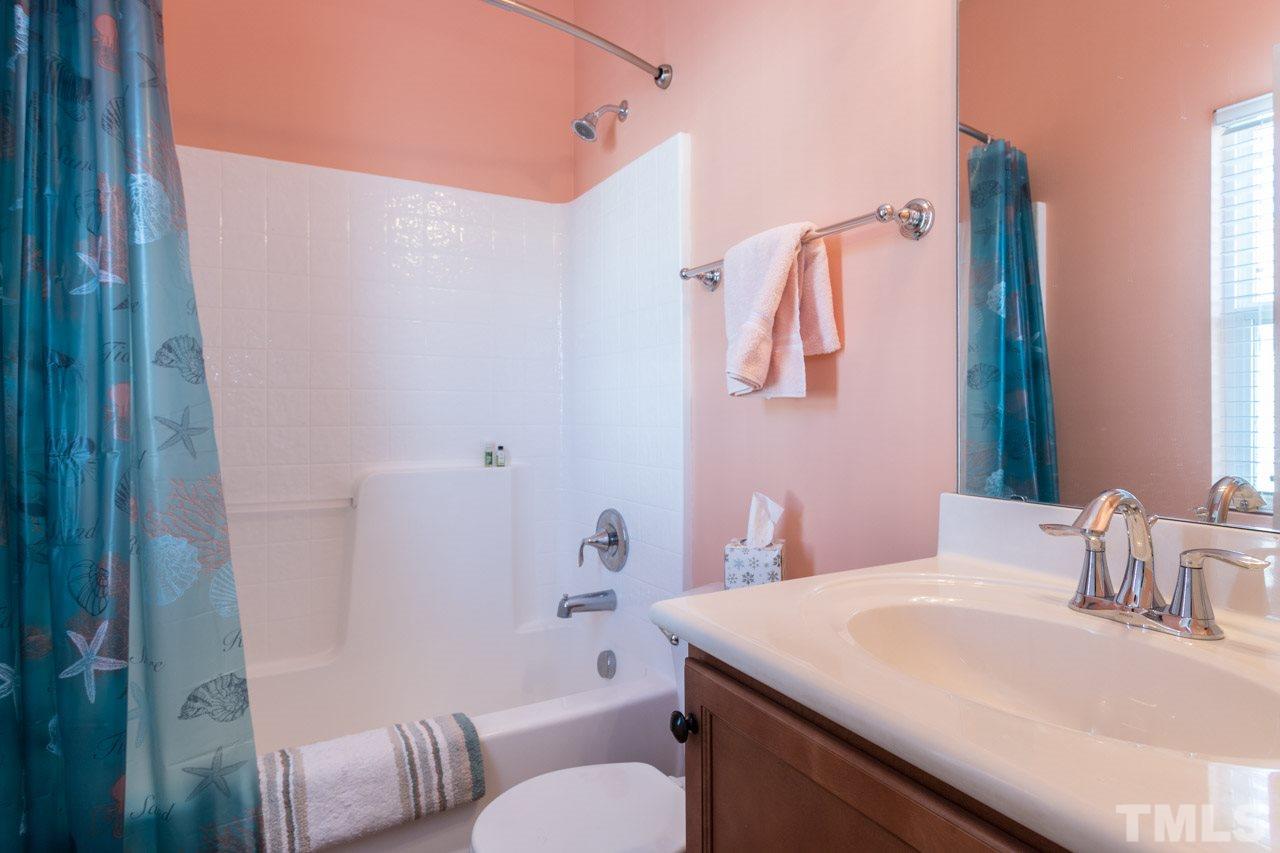 1429 Crafton Way Raleigh, NC 27607 - Photo 20 of 30