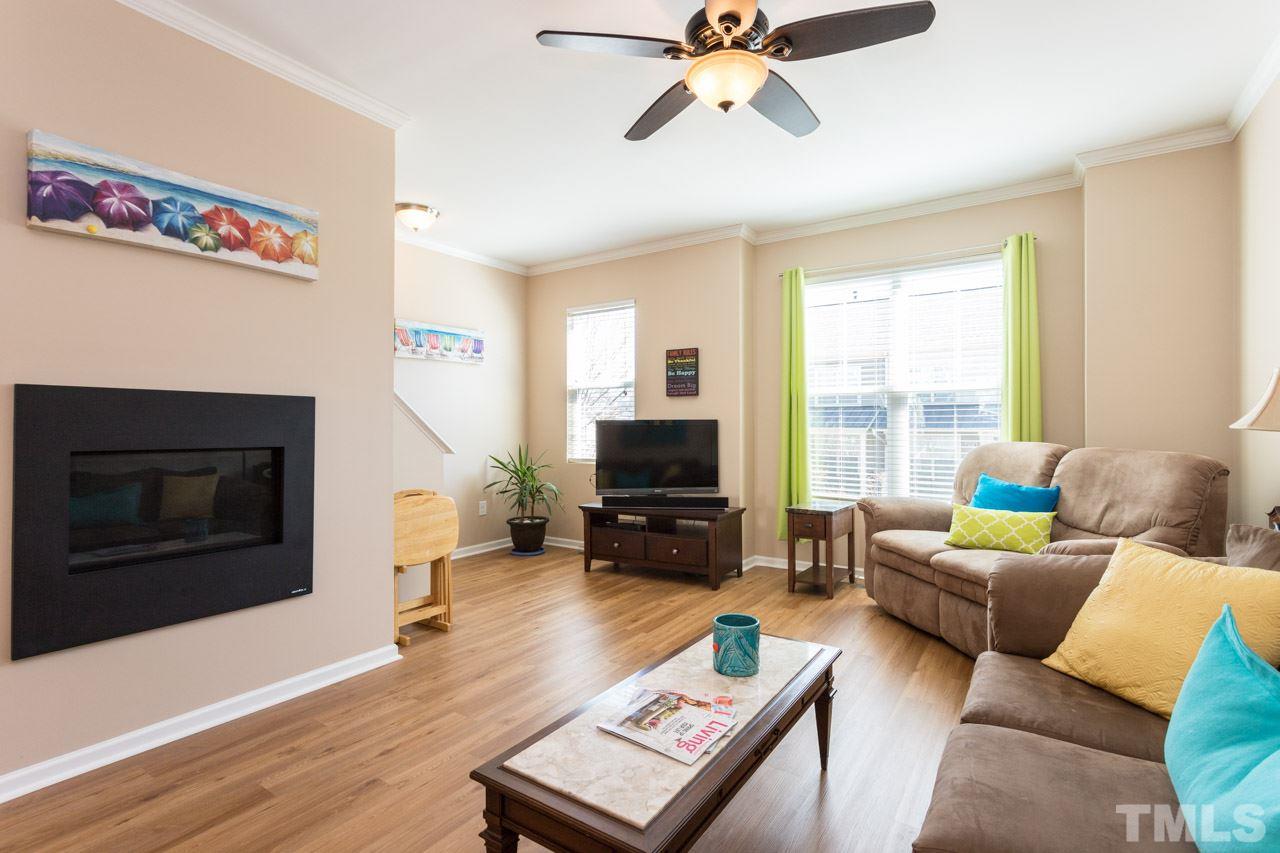 1429 Crafton Way Raleigh, NC 27607 - Photo 10 of 30