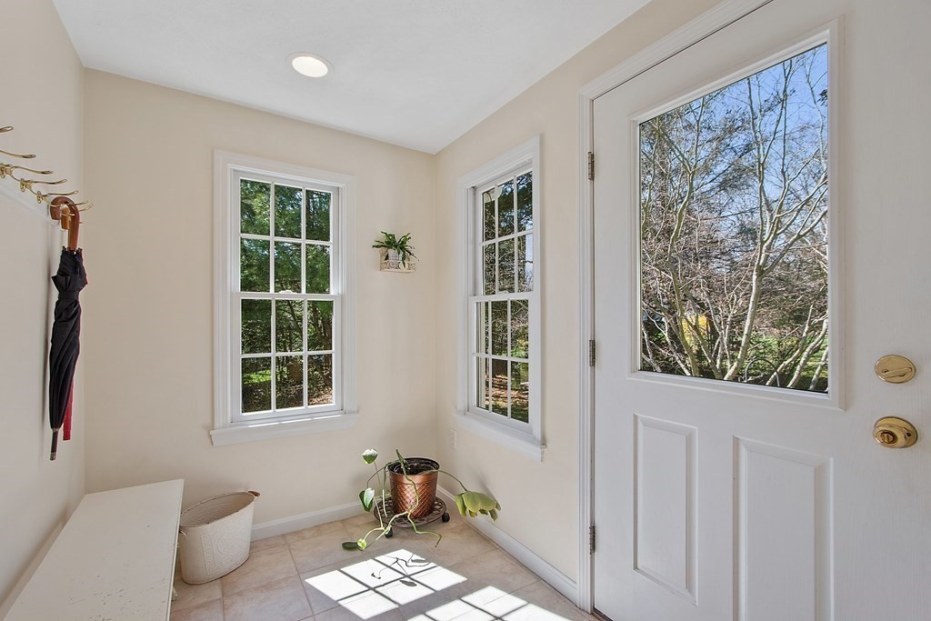 42 Forest Road Stow, MA 01775 - Photo 16 of 41