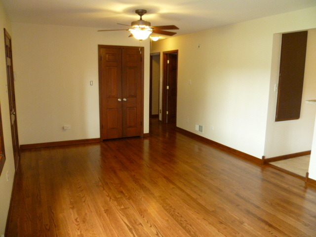 603 Nash Road Crystal Lake, IL 60014 - Photo 4 of 15