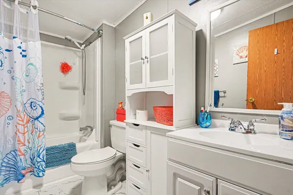 $250,000 | 1619 Grain Bin Road, Lake View, SC 29563