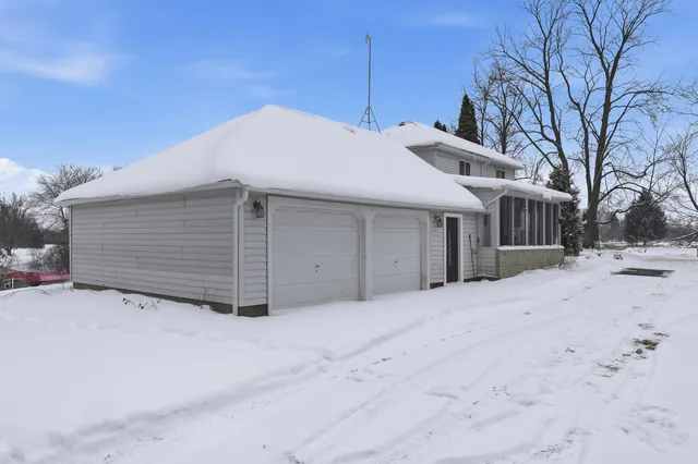 $325,000 | 16480 16 Mile Road, Big Rapids, MI 49307