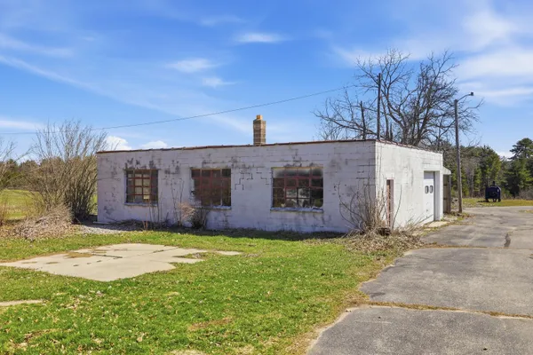 $315,000 | 16480 16 Mile Road, Big Rapids, MI 49307