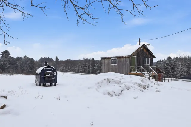 $325,000 | 16480 16 Mile Road, Big Rapids, MI 49307