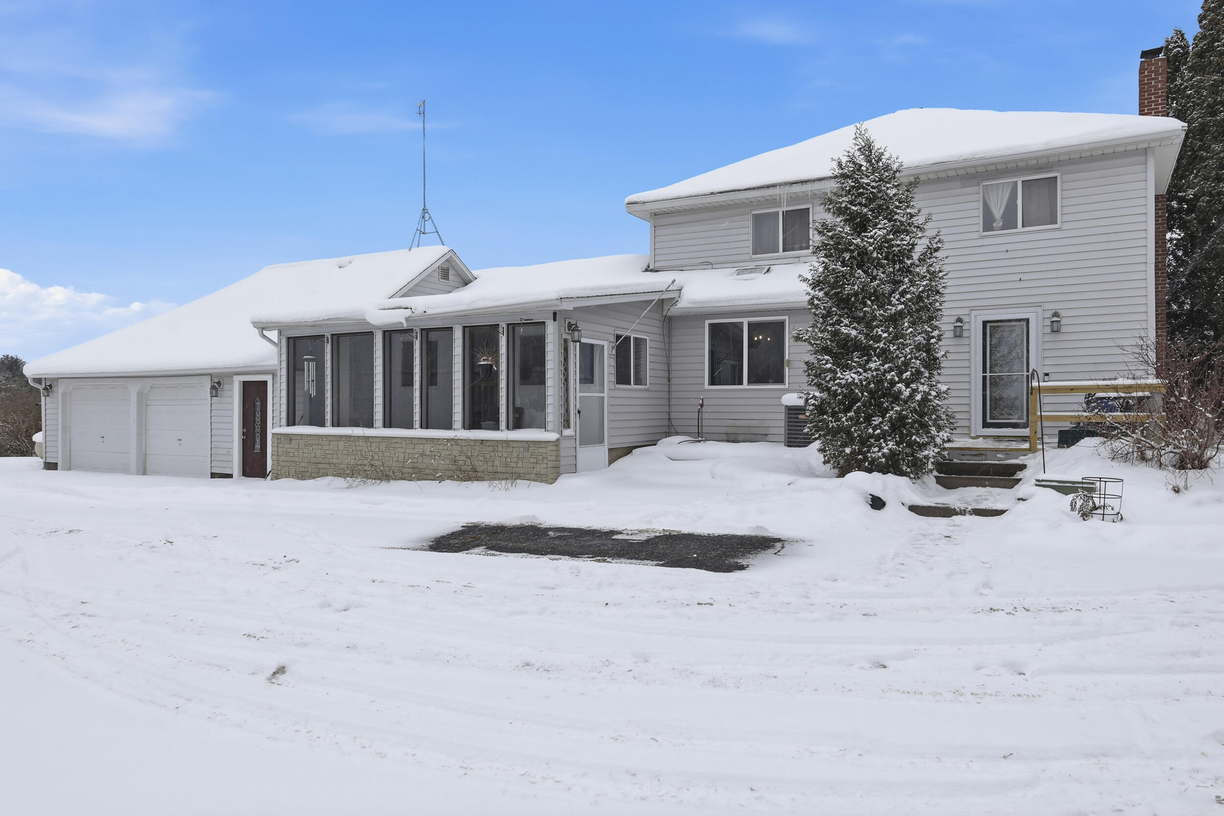 16480 16 Mile Road Big Rapids, MI 49307 - Photo 4 of 40 4_a-4