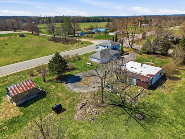 $315,000 | 16480 16 Mile Road, Big Rapids, MI 49307