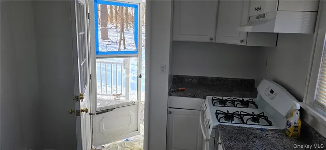 $2,700 | 56 Millspaugh Lane, Bardonia, NY 10954