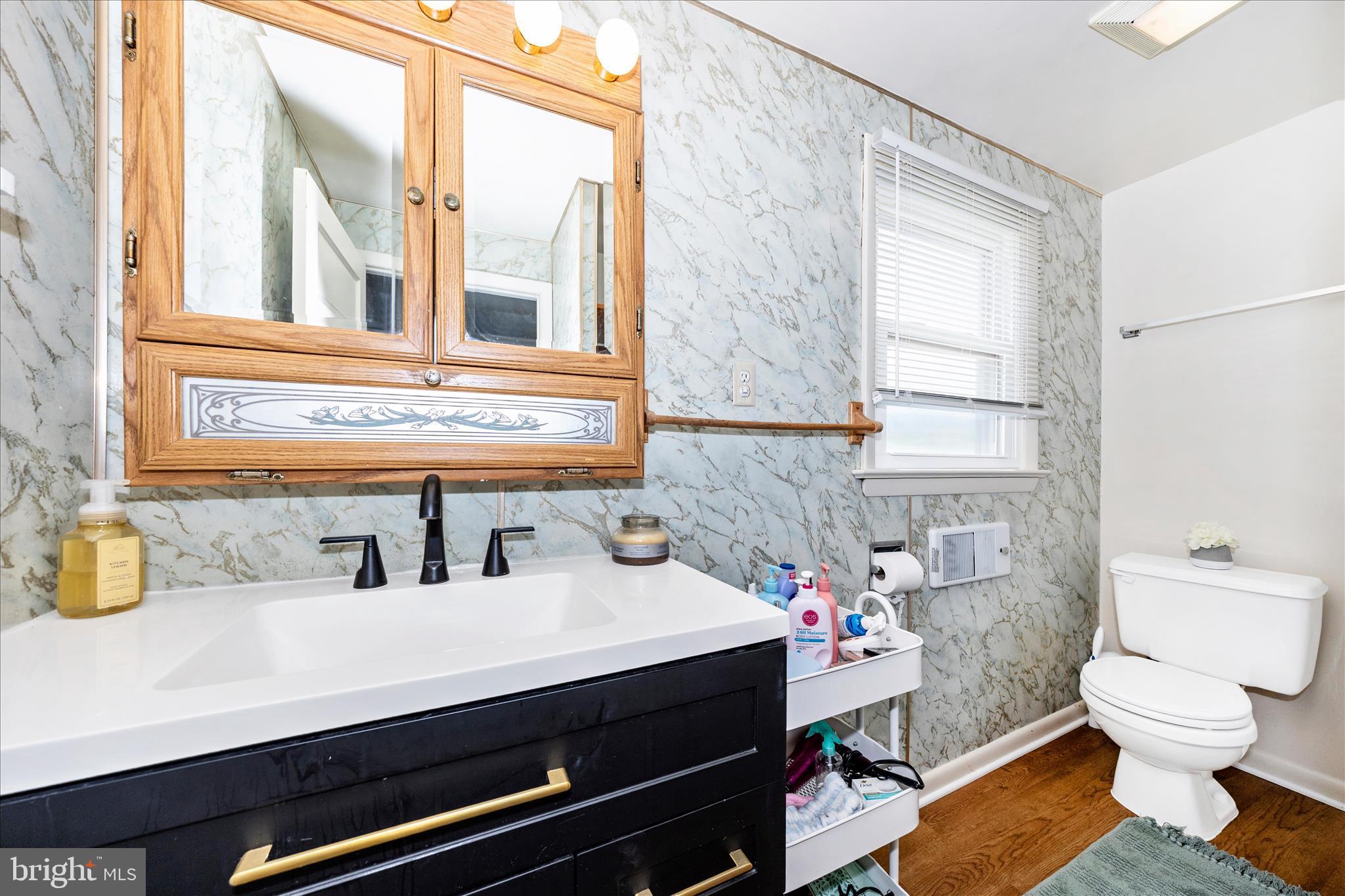 4739 Elmer Derr Road Frederick, MD 21703 - Photo 81 of 97 4739-B Full Bathroom