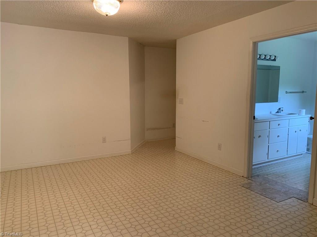 862 Champion Road Ferguson, NC 28624 - Photo 7 of 11 Gallery Image 7