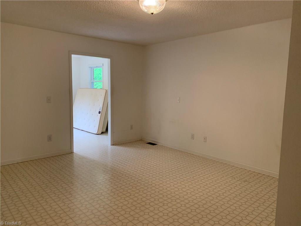 862 Champion Road Ferguson, NC 28624 - Photo 8 of 11 Gallery Image 8