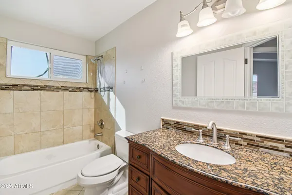 $2,400 | 1240 East Sierra Madre Avenue, Gilbert, AZ 85296