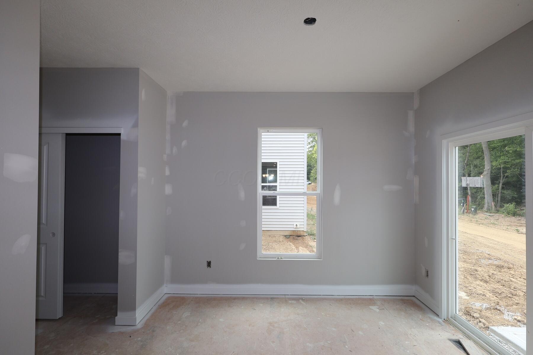 312 Cherry Hills Road Commercial Point, OH 43116 - Photo 7 of 16 Breakfast Area
