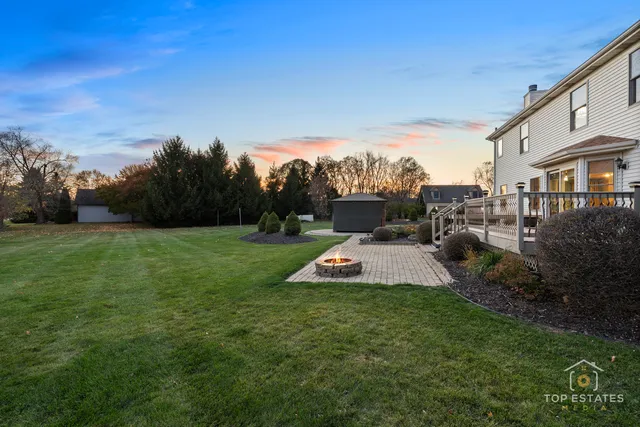 $549,900 | 2303 Fox Bluff Lane, Spring Grove, IL 60081