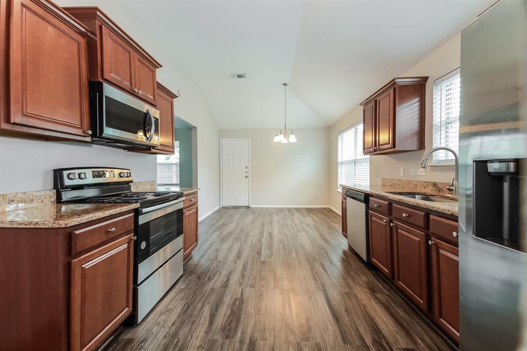 13409 Baldcypress Drive Dallas, TX 75253 - Photo 6 of 15