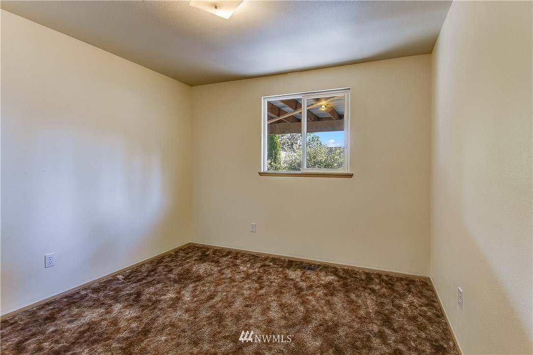 6503 Cady Road Everett, WA 98203 - Photo 16 of 20