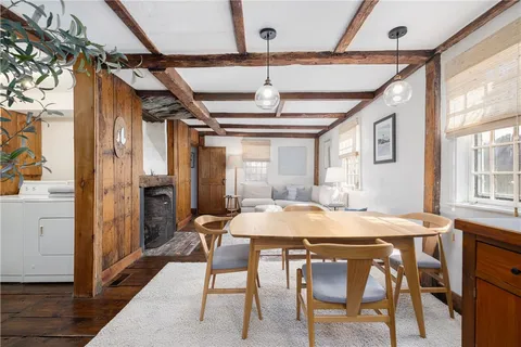 $1,295,000 | 27 William Street, Newport, RI 02840