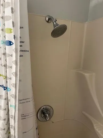 $239,000 | 10 Knox Avenue, Bangor, ME 04401