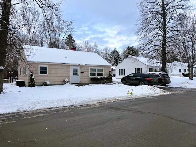 $239,000 | 10 Knox Avenue, Bangor, ME 04401