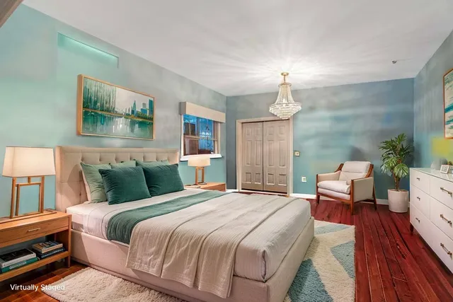 $675,000 | 2268 Homer Avenue | Castle Hill