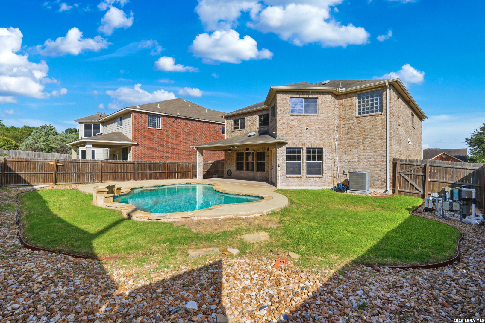 233 Springtree Trail Cibolo, TX 78108 - Photo 2 of 28