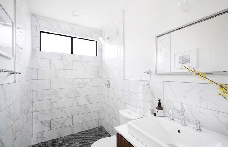 515 Neva Place Los Angeles, CA 90042 - Photo 20 of 44