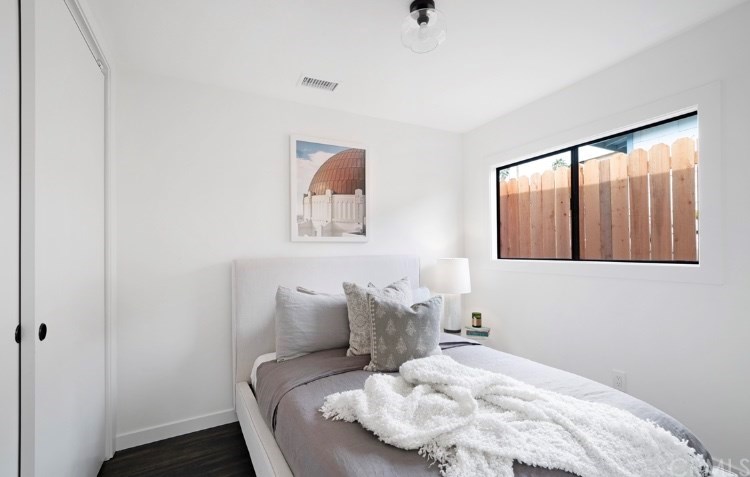 515 Neva Place Los Angeles, CA 90042 - Photo 21 of 44