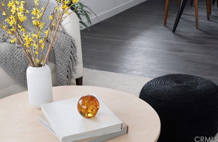 515 Neva Place Los Angeles, CA 90042 - Photo 35 of 44