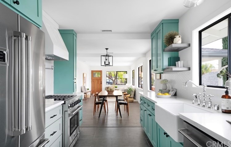 515 Neva Place Los Angeles, CA 90042 - Photo 5 of 44