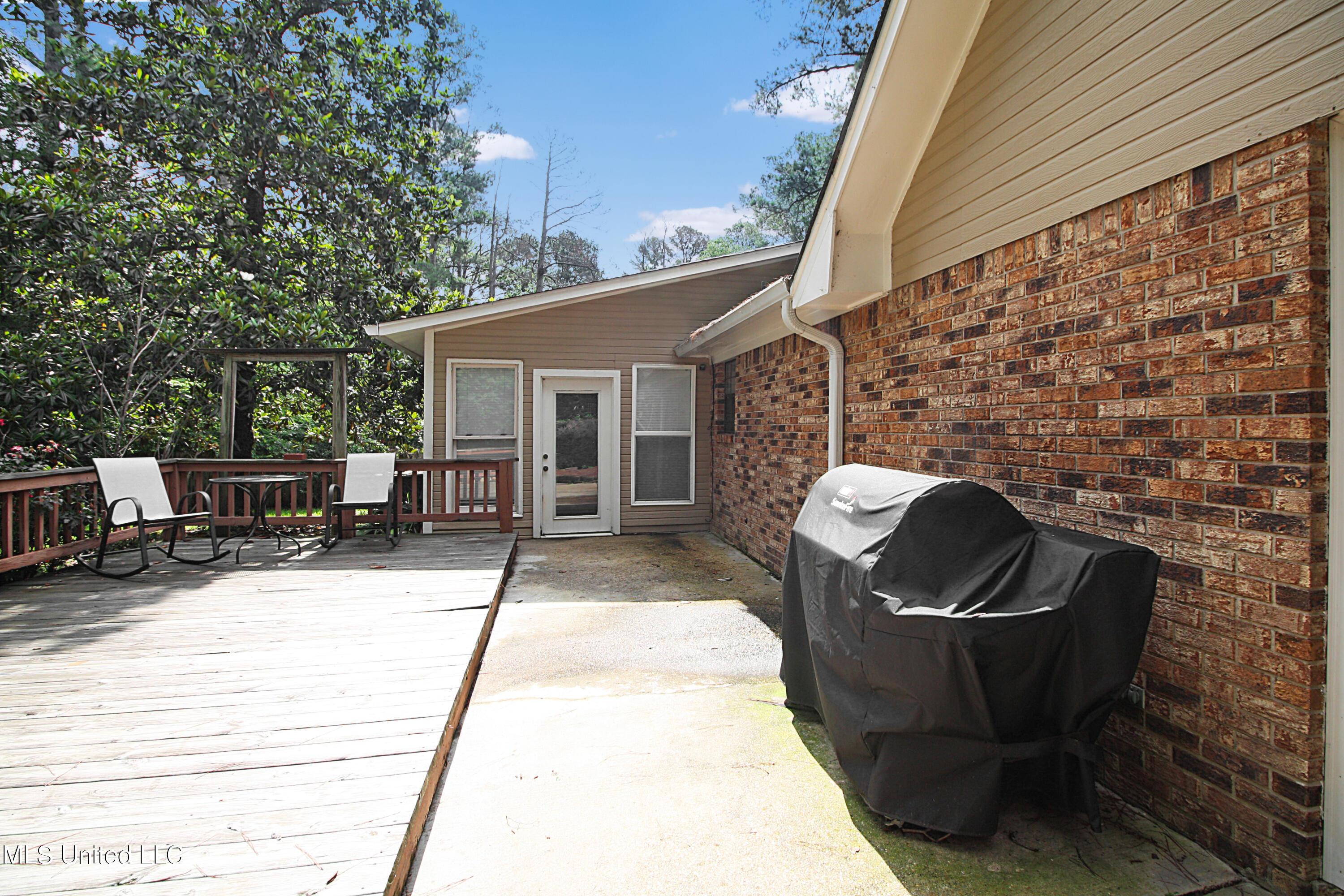 114 Plum Tree Road Brandon, MS 39047 - Photo 30 of 34 IMG_4381