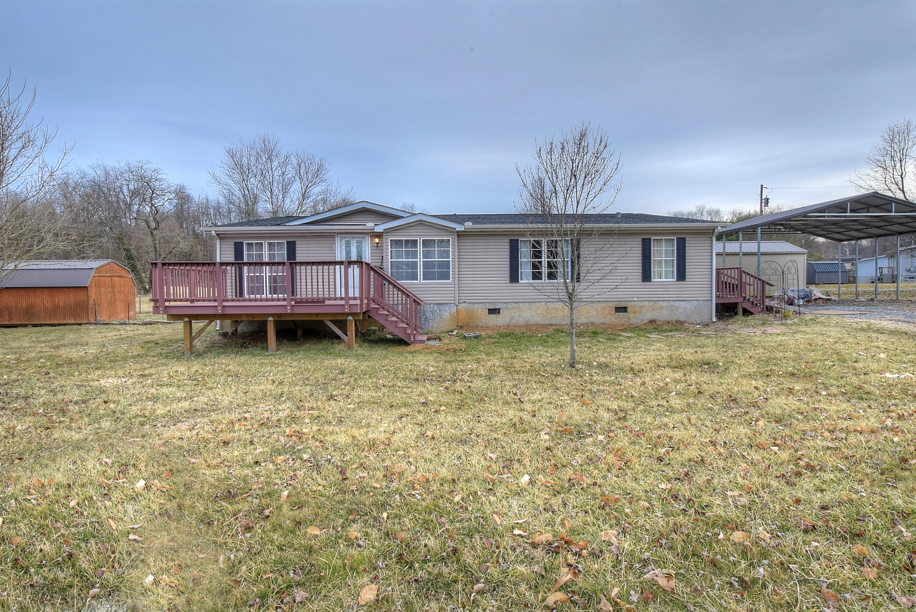 105 Springdale Road Bristol, VA 24201 - Photo 2 of 36 2