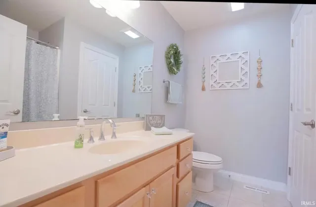 $298,000 | 10657 Fall Creek Drive, Newburgh, IN 47630