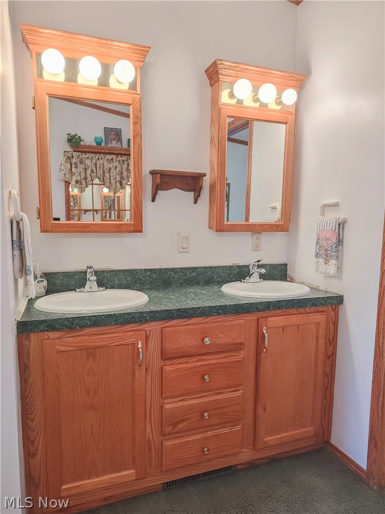 11424 Beard Road New Springfield, OH 44443 - Photo 18 of 32