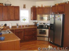 31 Winding Road Asheville, NC 28803 - Photo 4 of 12 Gallery Image 4