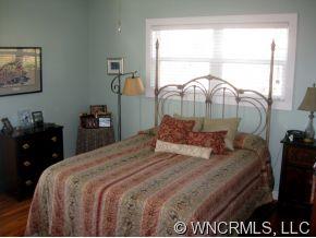 31 Winding Road Asheville, NC 28803 - Photo 6 of 12 Gallery Image 6
