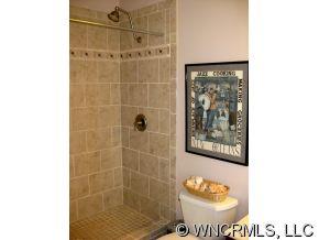 31 Winding Road Asheville, NC 28803 - Photo 7 of 12 Gallery Image 7
