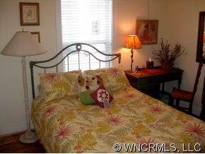 31 Winding Road Asheville, NC 28803 - Photo 8 of 12 Gallery Image 8