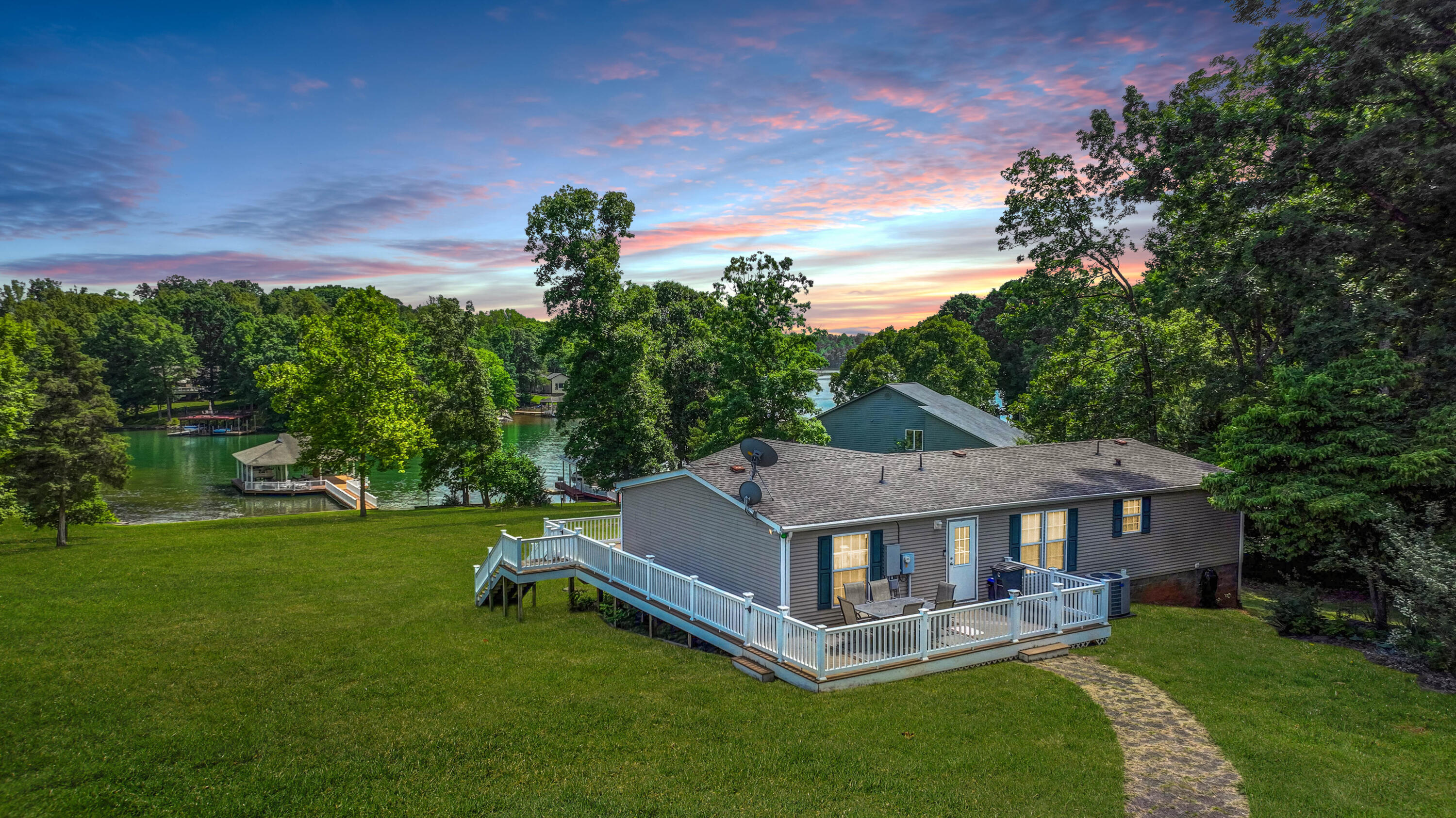 2834 Airport Road Moneta, VA 24121 - Photo 23 of 34 Front View