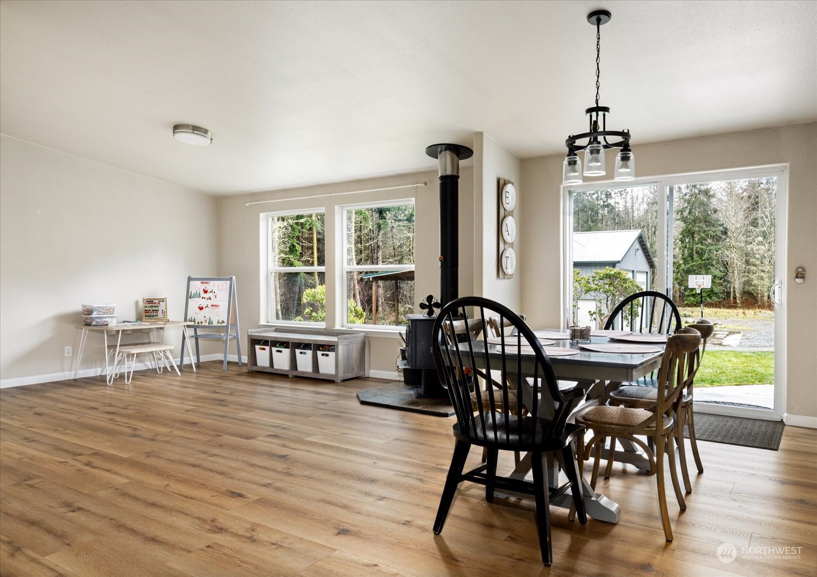302 Rustic Ridge Lane Coupeville, WA 98239 - Photo 9 of 39 Gallery Image 9