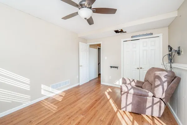 $165,900 | 1440 Community Drive, Derby, KS 67037