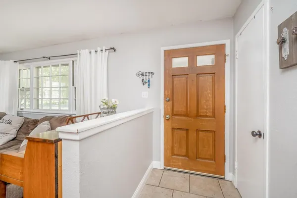 $165,900 | 1440 Community Drive, Derby, KS 67037