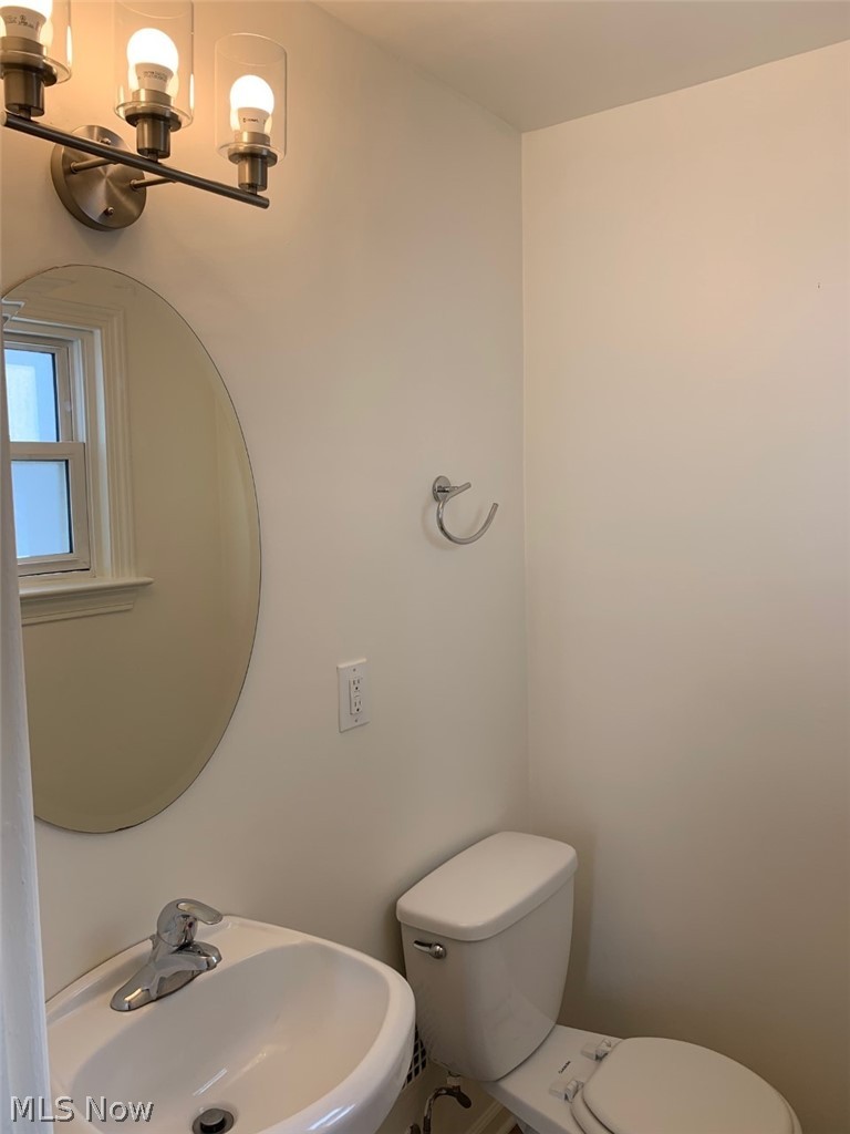 3641 Cummings Road Cleveland, OH 44118 - Photo 10 of 14