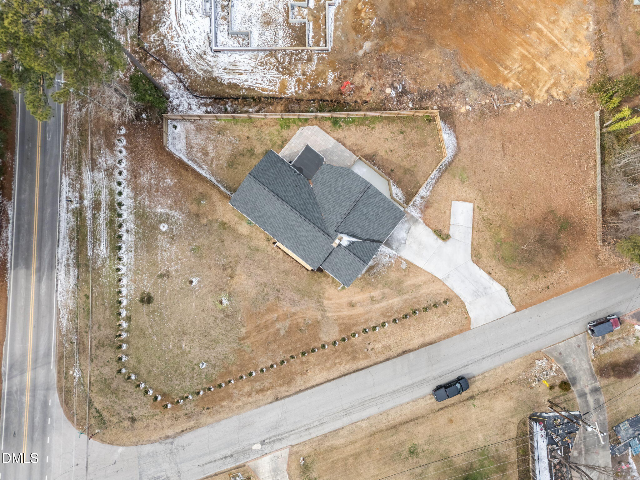 700 Woodland Road Raleigh, NC 27603 - Photo 26 of 35 a view of living room