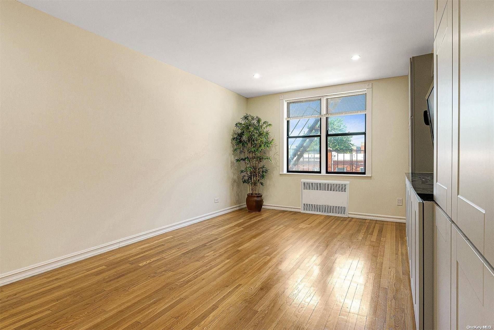 140-55 Burden Crescent, Unit 4B Queens, NY 11435 - Photo 17 of 28